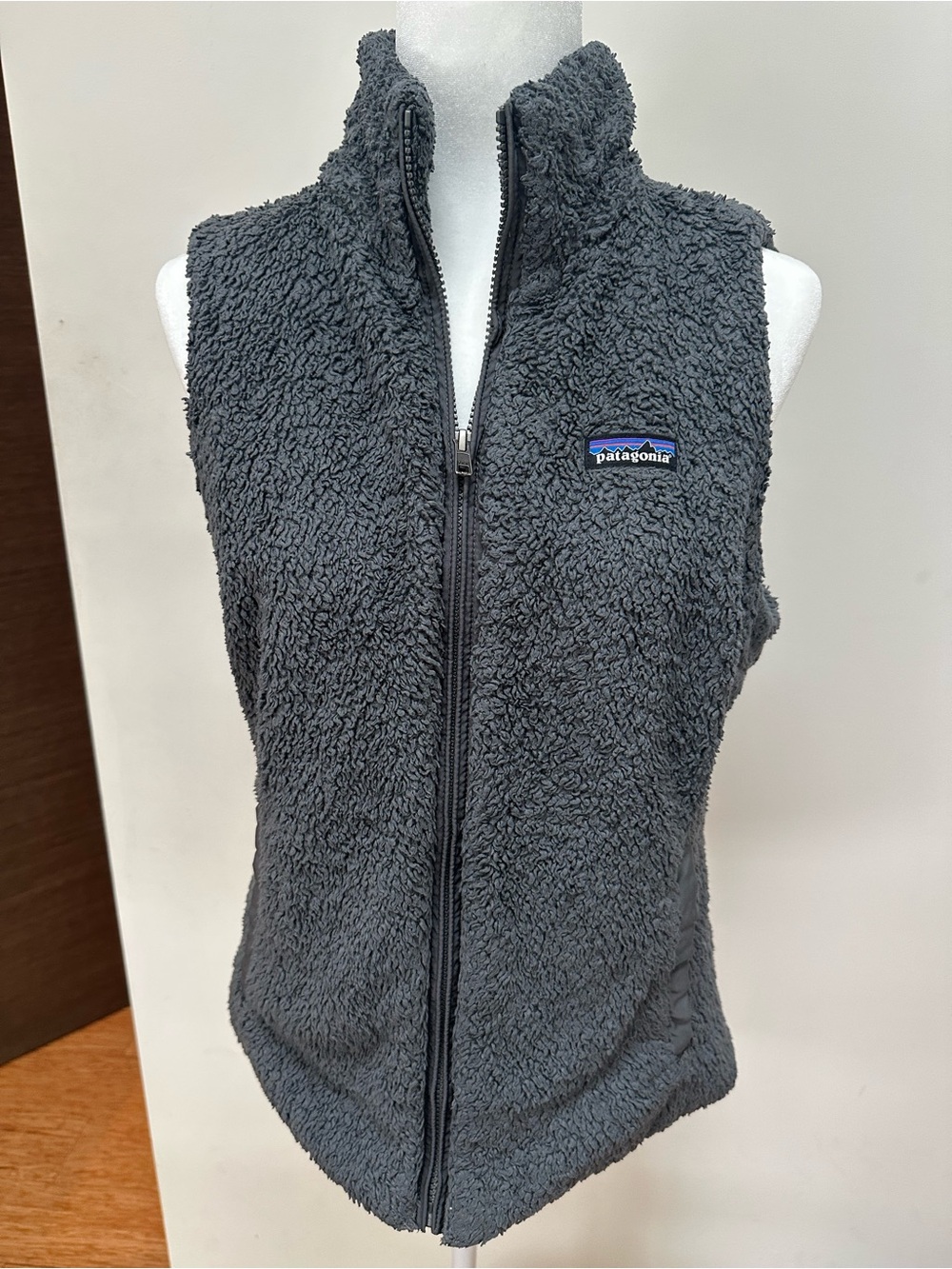 Patagonia Dark Gray Sherpa Fleece Vest - Women's Zip Front